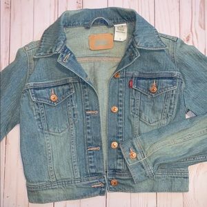 Levi light wash jean jacket